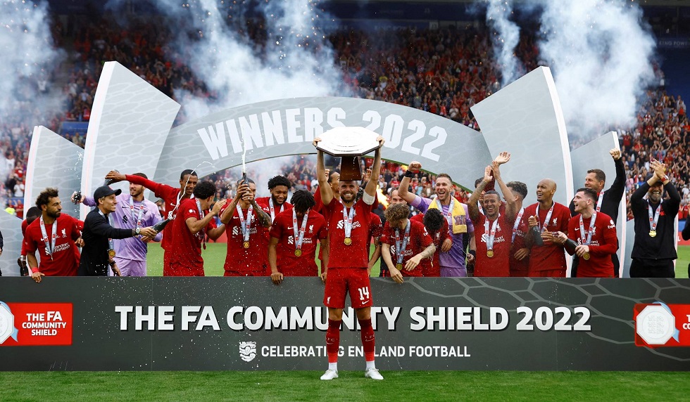 Εξετάζει… τα καπνογόνα στο Community Shield η FA