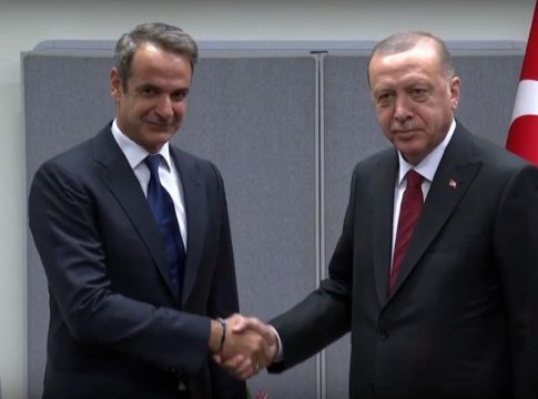 Ερντογάν κατά Μητσοτάκη: Νομίζω ότι δεν ξέρει τη Συνθήκη της Λωζάνης, αλλά θα τη μάθει
