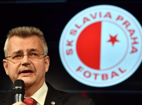 «Τεράστια απώλεια αν δεν είμαστε στους ομίλους του Conference League» δηλώνει ο πρόεδρος της Σλάβια