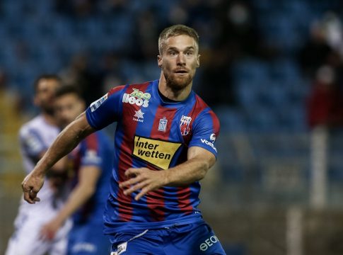 Κινείται για επιθετικό η ΑΕΚ – Ενδιαφέρον για Φαν Βέερτ