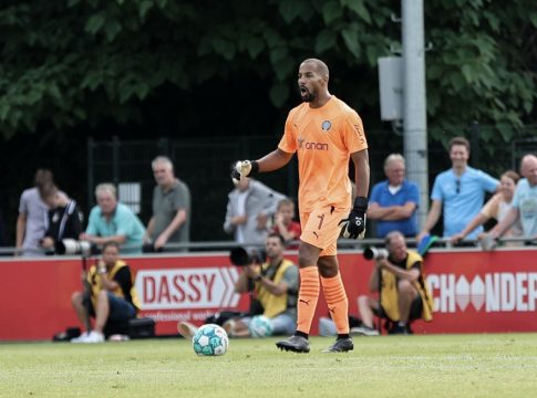 Eπασί: «Θα σας παρακολουθώ και θα είμαι φίλαθλος του ΟΦΗ» (vid)