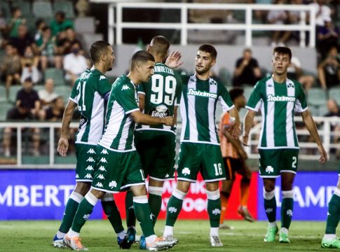 Οι τρεις κεντρικοί αμυντικοί σταμάτησαν τη Σλάβια – Θα το τολμήσει ο Ιβάν;