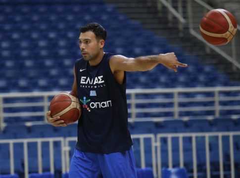 Σλούκας: «Δεν χρειάζονται λόγια, μόνο δουλειά»