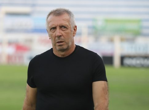 Nιόπλιας σε παίκτες: «Πρέπει να αντιστρέψουμε την κατάσταση»