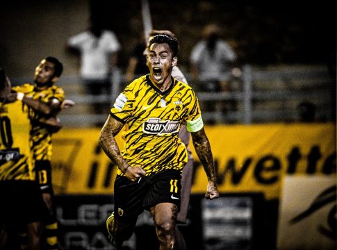 Λαμία – ΑΕΚ 0-3: Περίπατος της Ένωσης με Αραούχο, Πινέδα – Δεν μπήκαν στο γήπεδο οι γηπεδούχοι