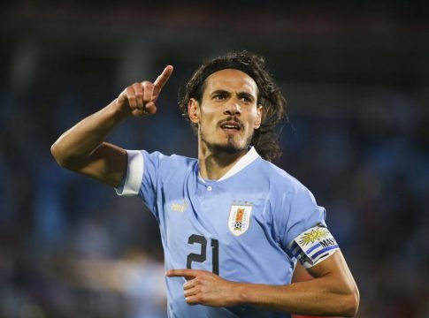 Έφτασε στη Βαλένθια ο Καβάνι – Μένουν τα τυπικά για την ολοκλήρωση της μεταγραφής (Vid)