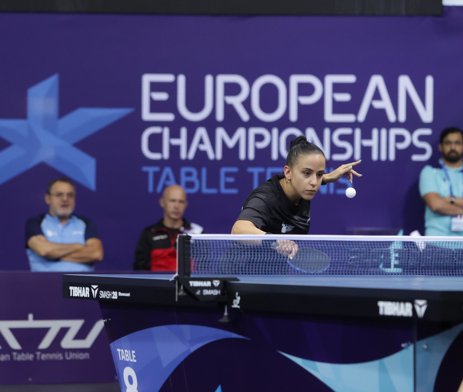 Ευρωπαϊκό πρωτάθλημα ατομικών: Καλή αρχή από την Τόλιου στο απλό, έχασε ευκαιρία για πολύτιμη νίκη η Παρίδη