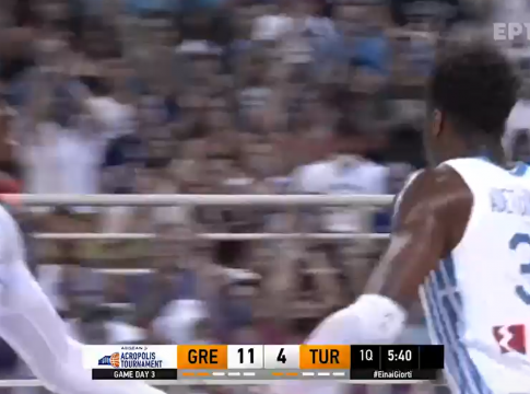 Ελλάδα – Τουρκία: ΚΥΡΙΑΡΧΙΚΟΣ Κώστας Αντετοκούνμπο! (vid)