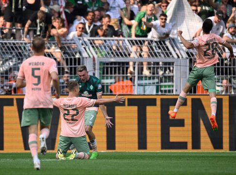 Α-Π-Ι-Θ-Α-Ν-Η Βέρντερ: ΜΥΘΙΚΗ ανατροπή με 3 γκολ σε 6 λεπτά και… τέζα η Ντόρτμουντ! (2-3)