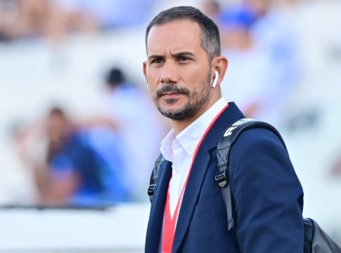Μπάτης: «Όλοι μια γροθιά για τον Ολυμπιακό!» (pic)