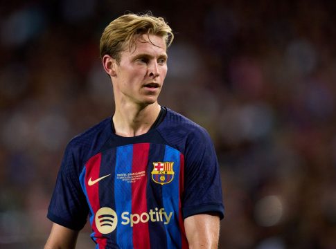 «Ντου» οπαδών της Μπαρτσελόνα στον Ντε Γιονγκ! (vid)