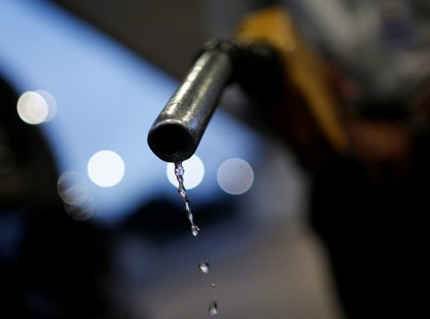 Fuel Pass 2: Οι κρίσιμες ημερομηνίες, τα ποσά του επιδόματος και τα «μυστικά» της αίτησης