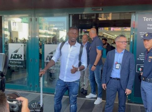 Έφτασε στη Ρώμη ο Μαντί Καμαρά! (pic)