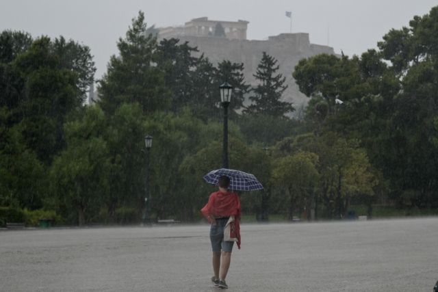 Καιρός: Συναγερμός και για έντονα καιρικά φαινόμενα – Πού θα «χτυπήσει» τις επόμενες ώρες η κακοκαιρία