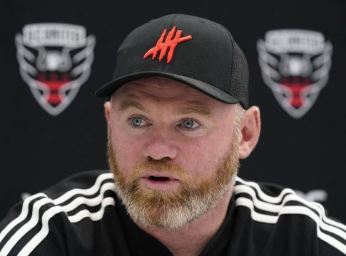 Ρούνεϊ: Tι απάντησε σε όσα του «έσουρε» ο Ρονάλντο