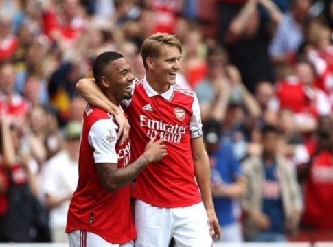 Εκ διαμέτρου αντίθετη εικόνα