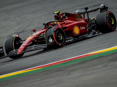 Formula 1: Ο Σάινθ την pole position λόγω τιμωρίας του Φερστάπεν