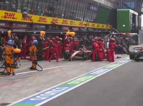 Επική γκάφα σε πιτ-στοπ της Ferrari: Ξέχασαν το ένα ελαστικό (vid)