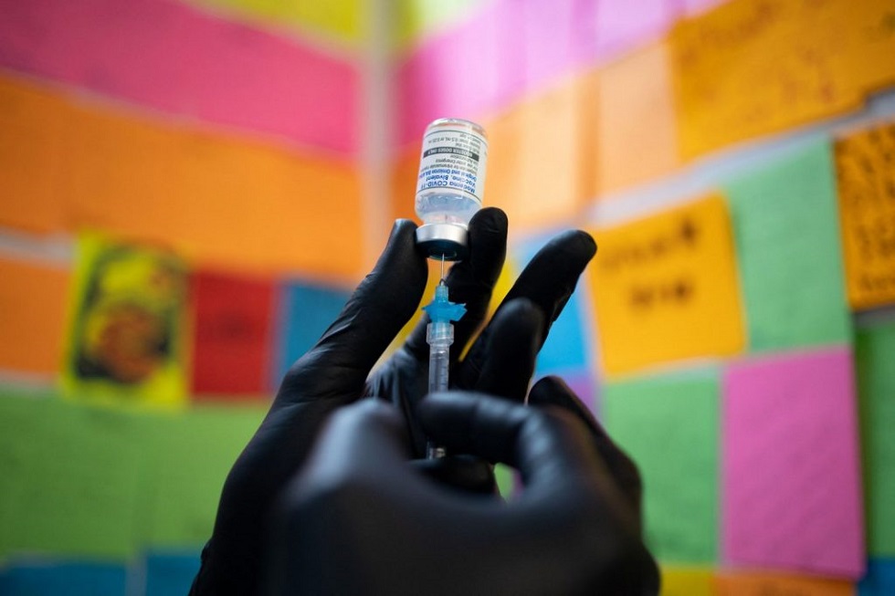 Κορωνοϊός: Και δεύτερο εμβόλιο της Pfizer για την Όμικρον έλαβε πράσινο φως στην ΕΕ