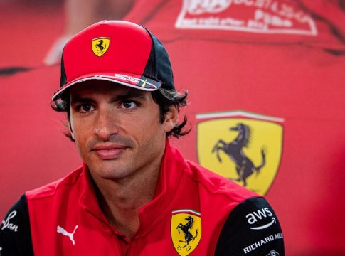 Σάινθ: «Η Ferrari μετά το μεγάλο βήμα που έκανε εφέτος, πρέπει να θέσει ως στόχο το πρωτάθλημα»