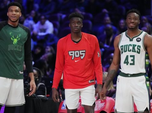 Τέλος από τους Μπακς ο Άλεξ Αντετοκούνμπο