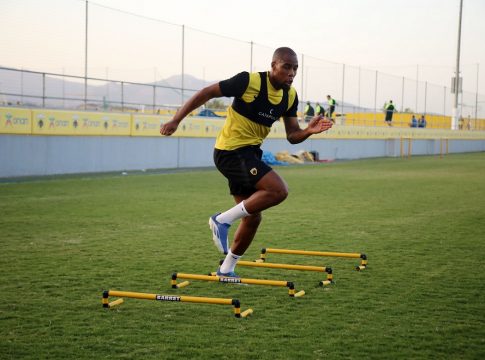 ΑΕΚ: Πρώτη προπόνηση για τον Σιντιμπέ στα Σπάτα (Pics)