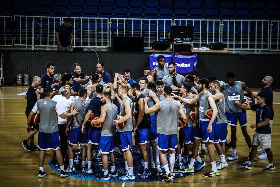 Στέφανος Τριαντάφυλλος: «Σκληρή ομάδα με συνοχή η Ουκρανία»