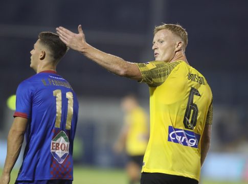 ΑΕΚ: Έβγαλε μέρος του προγράμματος ο Γιόνσον