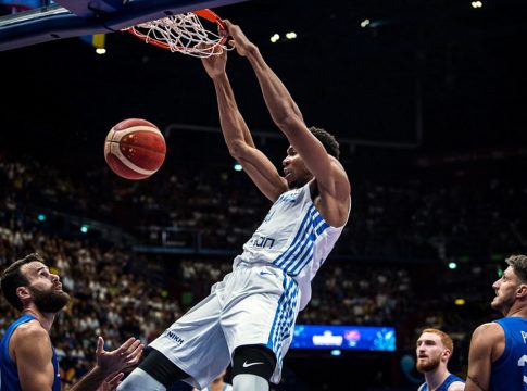 Ελλάδα – Ιταλία 85-81: Ο Γιάννης, ο Ντόρσεϊ και η Ελλάδα στην κορυφή…