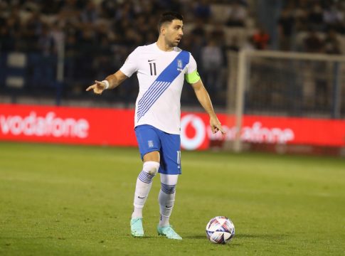 Μπακασέτας: «Ευχαριστώ τους γιατρούς της Εθνικής, ήμουν σίγουρος ότι θα σκοράρει ο Μασούρας»