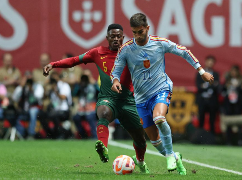 Πήρε το ντέρμπι της Ιβηρικής και την πρωτιά η Ισπανία – «Βαριά» ήττα και μπαράζ παραμονής για Κύπρο