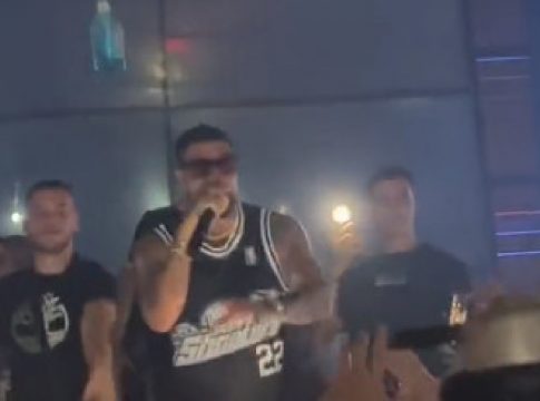 Βίντεο: Η στιγμή που ξεκινάει το ξύλο με τον Snik