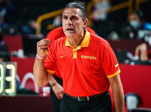 Σέρτζιο Σκαριόλο: Ένας προπονητής που άλλαξε… πατρίδα! (vid)