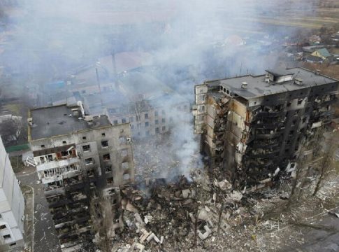 Στην κόψη του ξυραφιού ο πόλεμος στην Ουκρανία: Πού το πάει τώρα ο Πούτιν