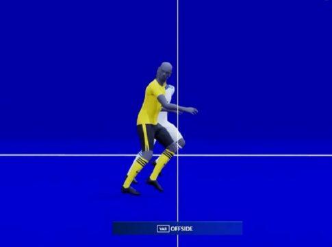 Το πρώτο γκολ που ακυρώθηκε με τη νέα τεχνολογία του VAR (vid)