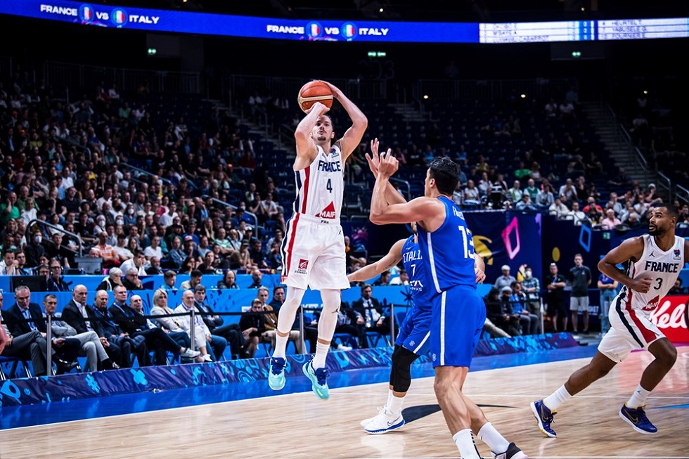 Γαλλία – Ιταλία 93-85: Επτάψυχη Γαλλία, πέρασε στους ημιτελικούς