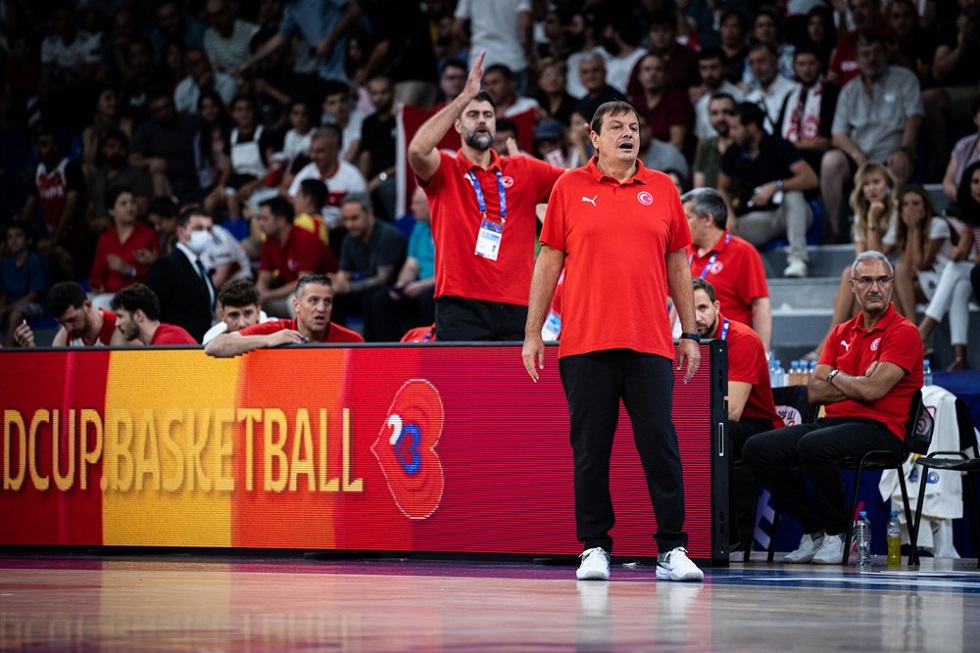 Αταμάν: «Δεν σκεφτόμαστε να φύγουμε από το Eurobasket»