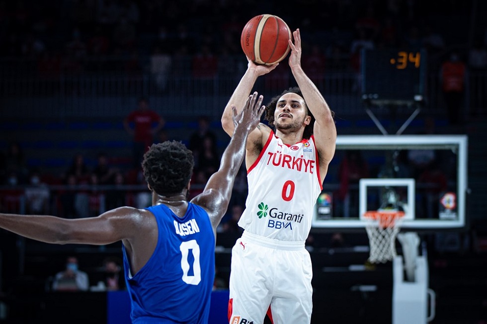 Σοκ για τους Τούρκους: Χάνει το υπόλοιπο του Eurobasket ο Λάρκιν