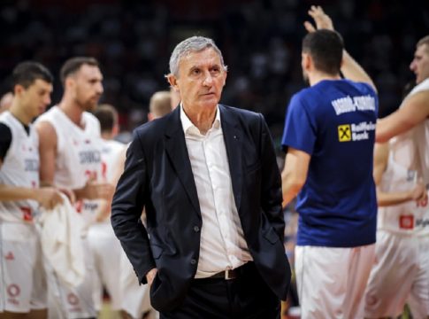 Πέσιτς: «Δεν θα επιτρέψω να διαγράψουν κάποιοι ό,τι κάναμε για δέκα κακά λεπτά»