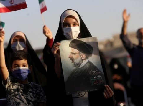 Ιράν: Ο θάνατος της Μαχσά Αμινί έχει «λυπήσει» όλους μας, δηλώνει ο πρόεδρος Ραϊσί
