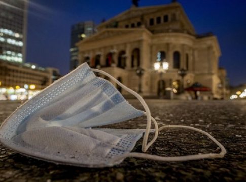 Έρχεται όντως το τέλος της πανδημίας;