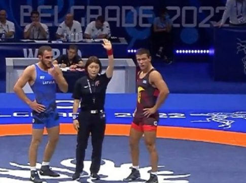 Πάλη: Ηττήθηκε στους «8» του Παγκοσμίου ο Κουγιουμτσίδης