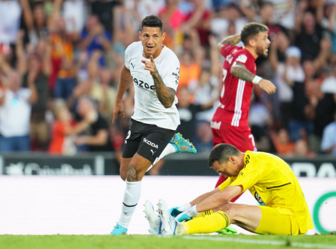 Βαλένθια – Θέλτα 3-0: Άνετη νίκη για τις «νυχτερίδες»