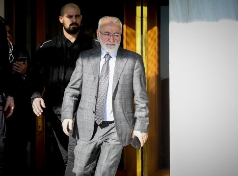 «Τρόμαξε» ο Ιβάν Σαββίδης – Τι είπε στην έκτακτη σύσκεψη
