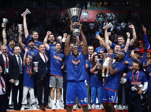 «Three-peat» Εφές προβλέπουν οι στοιχηματικές – Ποιες οι αποδόσεις για Ολυμπιακό και Παναθηναϊκό