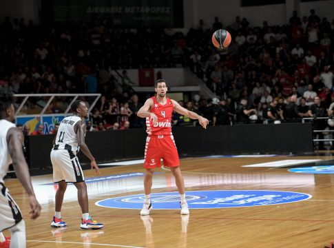 Αδιανόητο κρεσέντο του Λούντζη στο ΣΕΦ (vid)