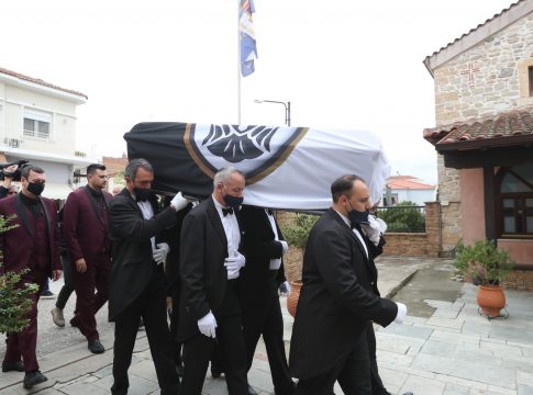 Το τελευταίο «αντίο» στον Σταύρο Σαράφη (pics)