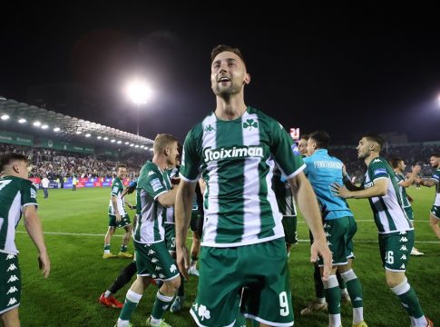 Σπόραρ: Αποθέωσε τον κόσμο του Παναθηναϊκού (vid)