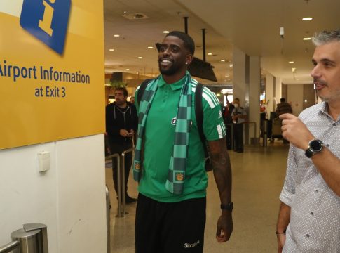 Στην Αθήνα για τον Παναθηναϊκό ο Μπέικον – «Μπορούμε να κερδίσουμε τον Ολυμπιακό»