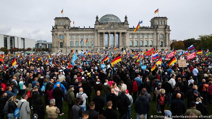 Βερολίνο: Στους δρόμους η ακροδεξιά κατά της κυβέρνησης